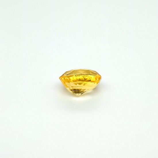 Yellow Sapphire (Pukhraj) 5.94 Ct gem quality